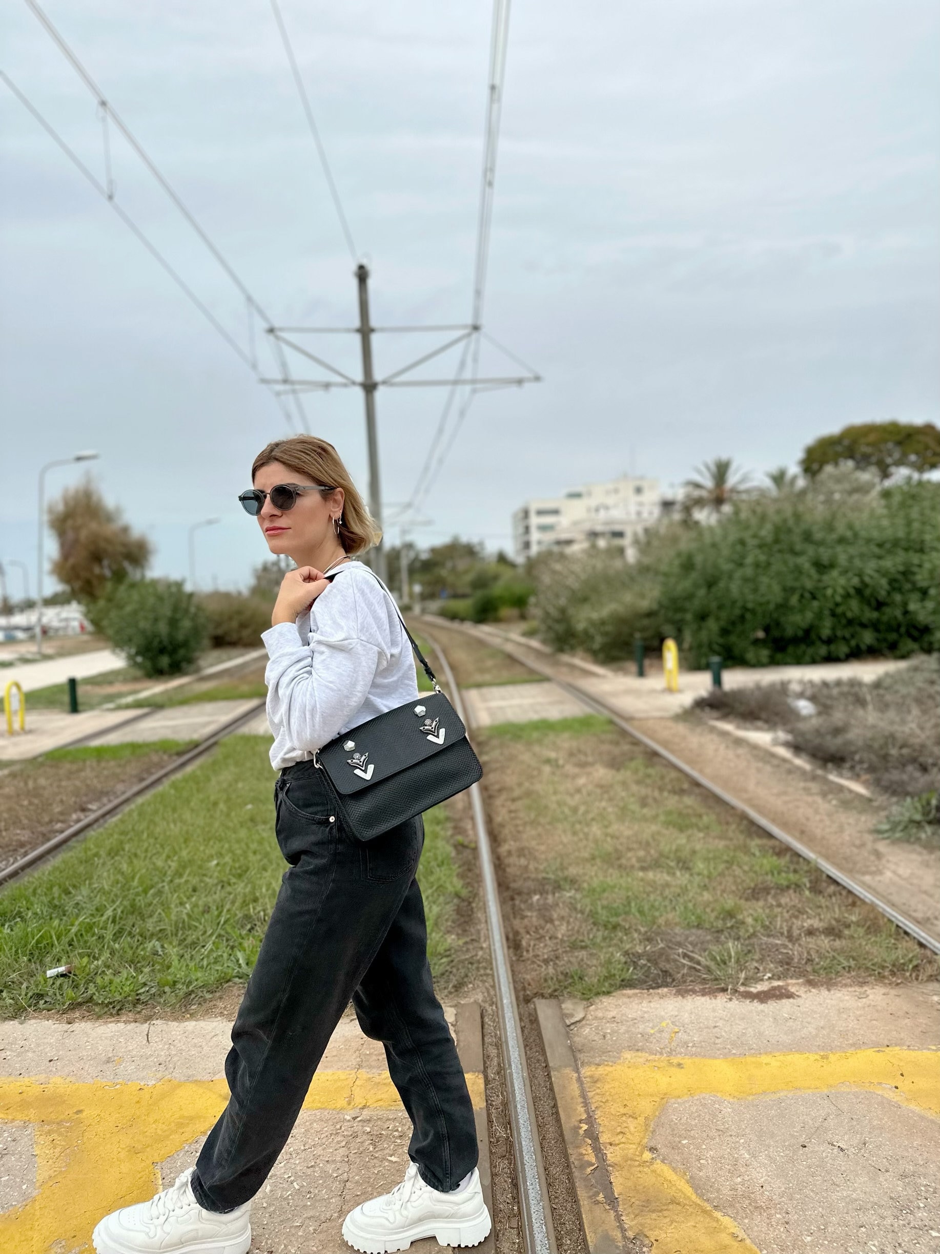 Handmade Black Handbag Full Grain Leather Shoulder Bag